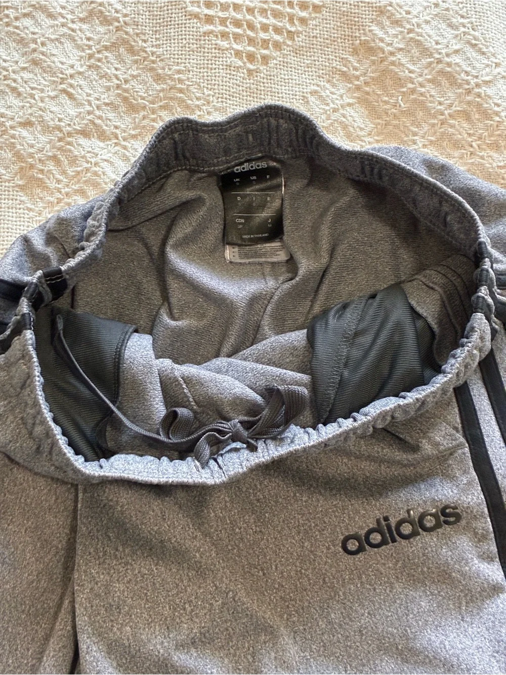 Adidas Gray Sweatpants Track Jogging Pants 3 stripe Athletic Mens Size Small